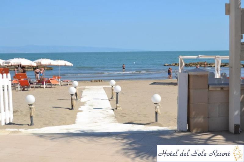 Hotel Del Sole マルゲリータ・ディ・サヴォイア エクステリア 写真