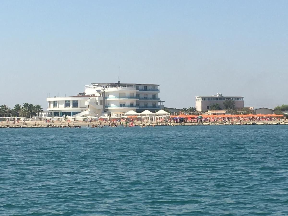 Hotel Del Sole マルゲリータ・ディ・サヴォイア エクステリア 写真